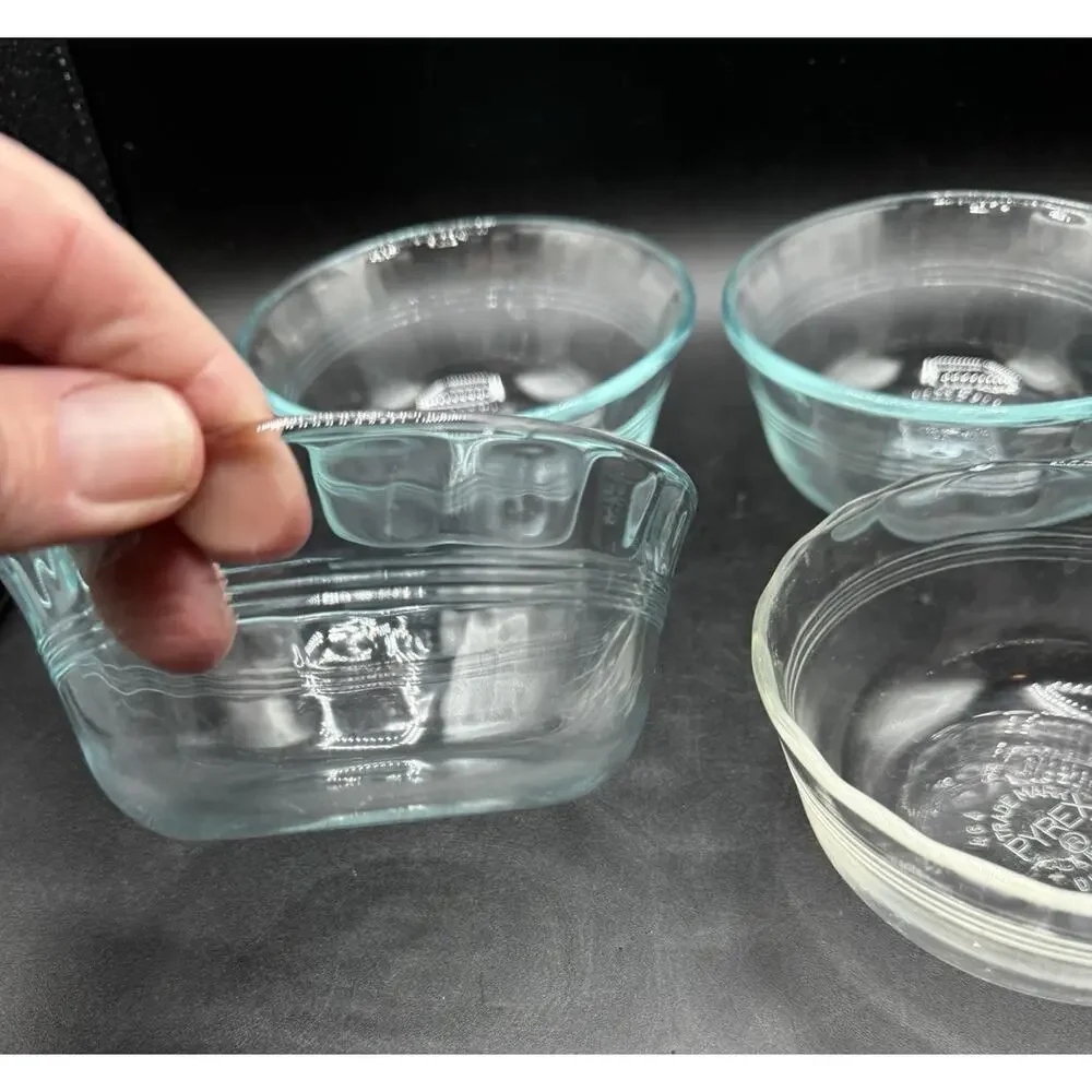 Set of 4 Pyrex H-27 Ramekin Custard Cups with 3 Rings - 10oz EUC -A96